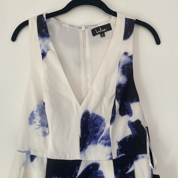 NWT Lulus “Seeing Chic” fit and flare dress blue white and purple size Medium - Picture 13 of 16